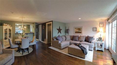 64 Clubhouse Dr #64, Cromwell, CT 06416
