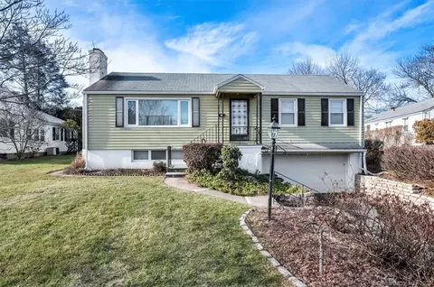 7 Southwell Rd, Wethersfield, CT 06109 photo 1