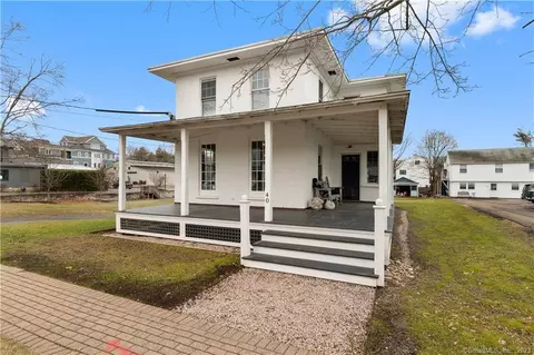 40 Wall St, Madison, CT 06443