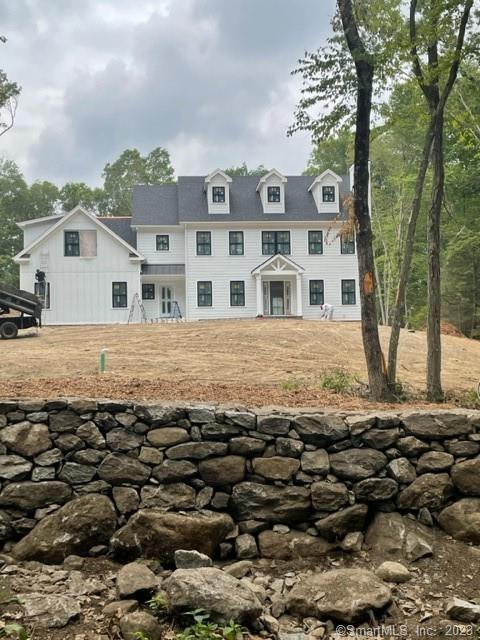 124 Old Hyde Rd, Weston, CT 06883