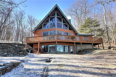 216 Lake Dr, Bethlehem, CT 06751