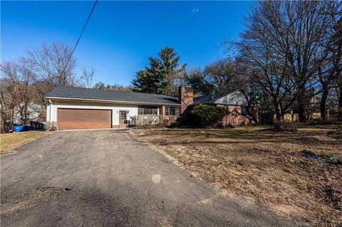 25 Bryden Ter, Hamden, CT 06514