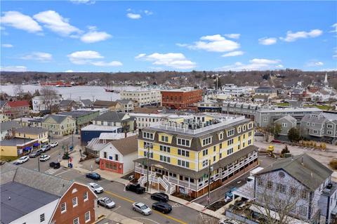 3 Water St #402, Groton, CT 06355