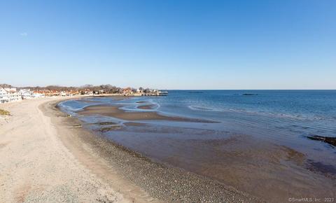 1 Merwin Ave #C2, Milford, CT 06460