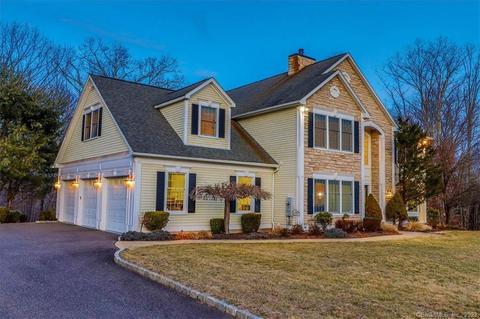 106 Vista View Dr, Southbury, CT 06488