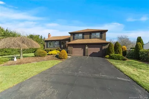 36 Willow St, Wethersfield, CT 06109 photo 1