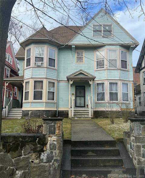 49-51 Yale St, Bridgeport, CT 06605