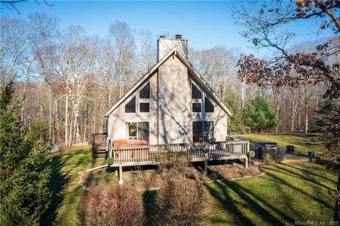 36 Dolldorf Rd, Kent, CT 06757