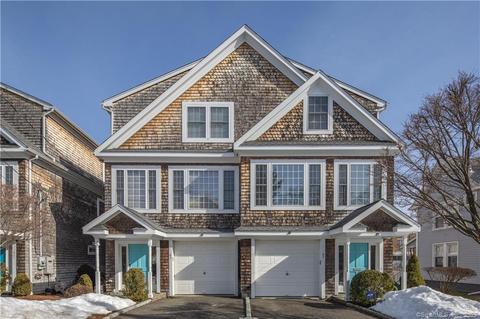 67 Thorpe St #67, Fairfield, CT 06824