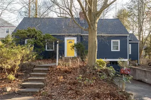 222 Blake Rd, Hamden, CT 06517 photo 1
