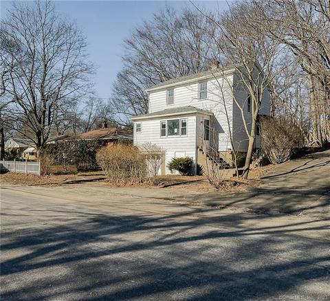 41 Courtland Ave, Waterbury, CT 06705