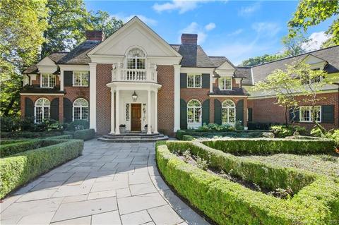 48 Mayfair Ln, Greenwich, CT 06830