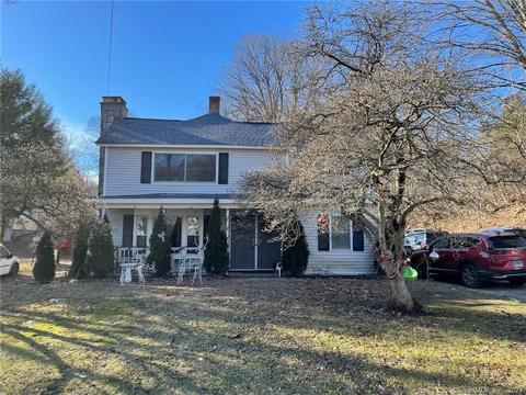 5 River Rd, New Milford, CT 06776