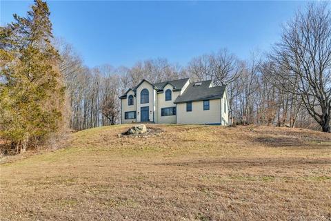 24 May Ct, Monroe, CT 06468 photo 1
