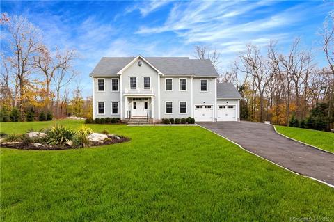 9 Cottontail Rd, Greenwich, CT 06807