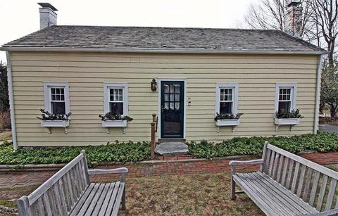 56 Sill Ln, Old Lyme, CT 06371
