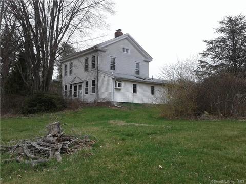 50 Walnut St, Monroe, CT 06468