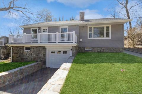 23 Inglenook Rd, New Fairfield, CT 06812
