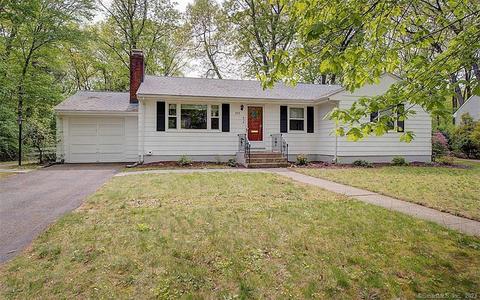 273 Thornton St, Hamden, CT 06517