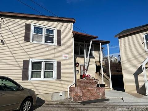 11 Bouton St, Norwalk, CT 06854