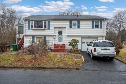 23 Emerson St, Bloomfield, CT 06002