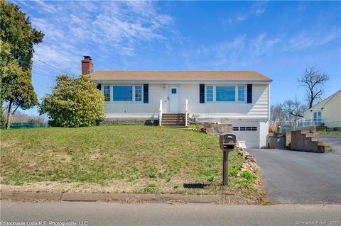 145 Sorrento Ave, East Haven, CT 06512