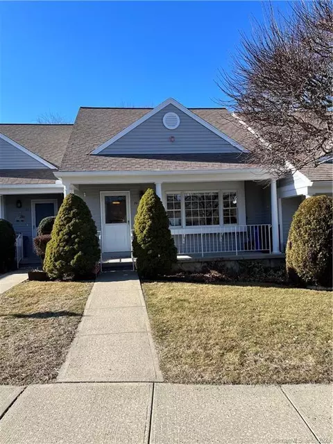 30 Highland Dr #30, Monroe, CT 06468