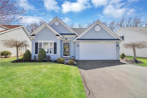 48 Grand Blvd, Ellington, CT 06029