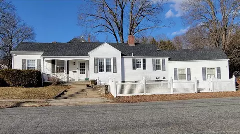 100 Broad St, Killingly, CT 06239