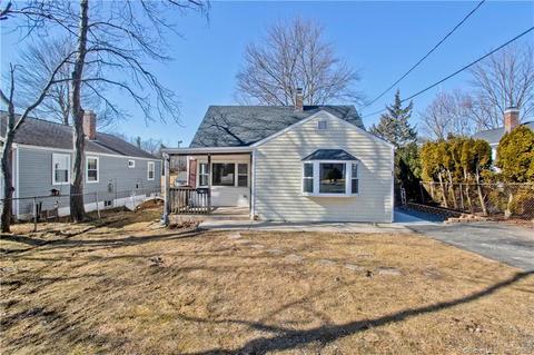 29 Clover St, Windsor, CT 06095 photo 1