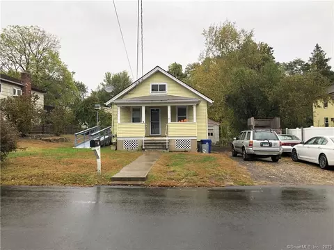 21 Catalpa St, Norwalk, CT 06851