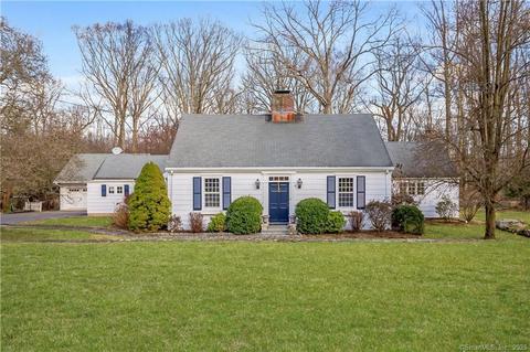 596 Hollow Tree Ridge Rd, Darien, CT 06820