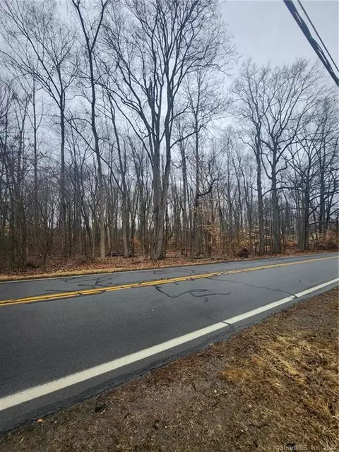 01 S Grand, Suffield, CT 06026 photo 4