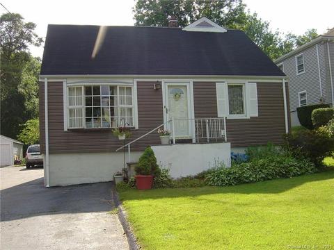 17 Fitch Ave, Darien, CT 06820