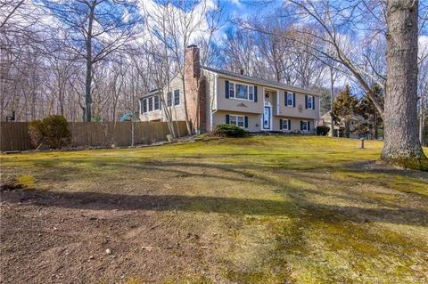6 Brook Ln, Guilford, CT 06437