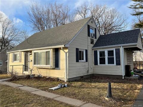 92 E Harold St, Bloomfield, CT 06002