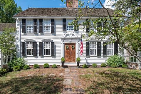 37 Mountain Spring Rd, Farmington, CT 06032