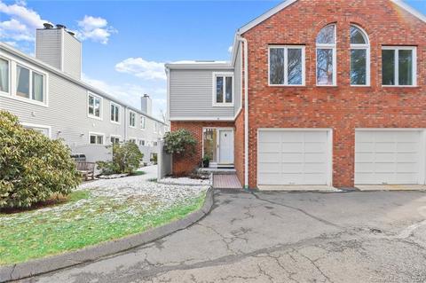 97 W Norwalk Rd #18, Norwalk, CT 06850