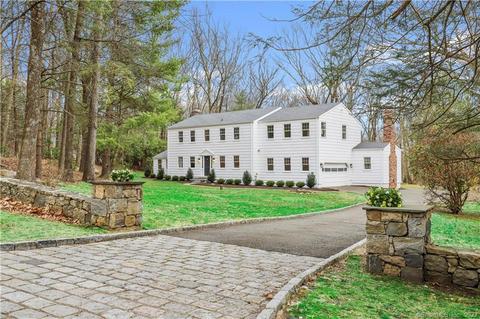 42 Knollwood Ln, New Canaan, CT 06840