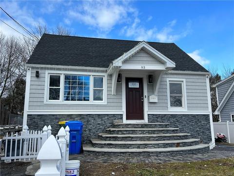 93 Macarthur Dr, Waterbury, CT 06704