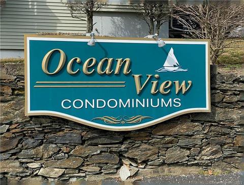375 Captain Thomas Blvd #14, West Haven, CT 06516