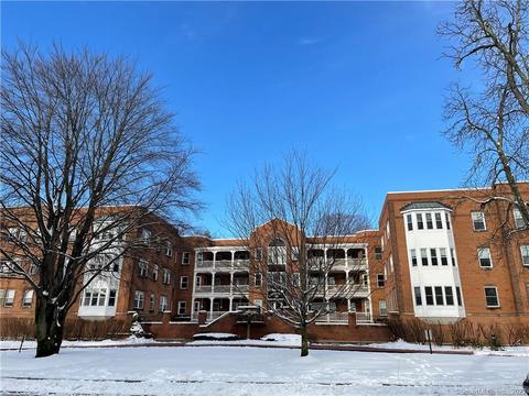 15 Highland St #101, West Hartford, CT 06119