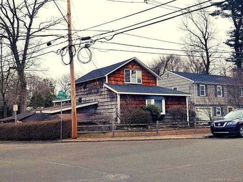 22 Triangle St, Norwalk, CT 06855