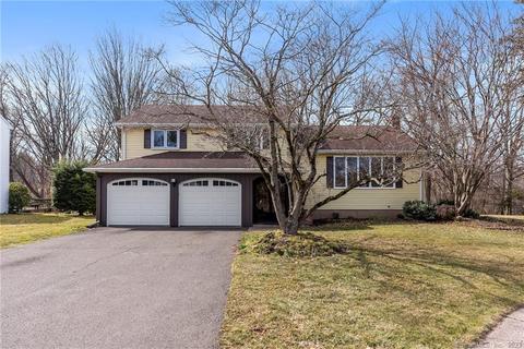 153 Randy Ln, Wethersfield, CT 06109