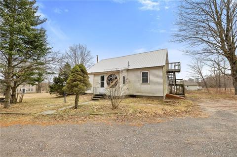 122 East St, Granby, CT 06060
