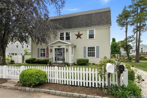 10 Hart Ave, Branford, CT 06405