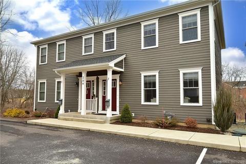 204 Mountain Rd #F, Suffield, CT 06078