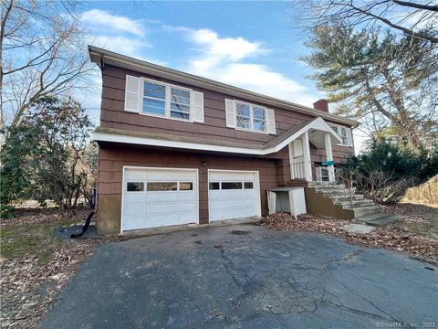 3 Grumman Ct, Norwalk, CT 06851