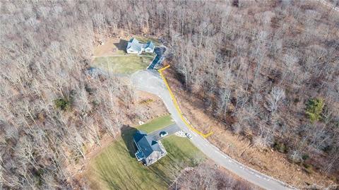 12 Newberry St, Haddam, CT 06441