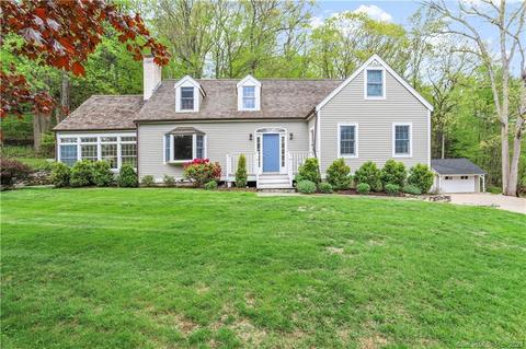 115 Wildwood Rd, Stamford, CT 06903